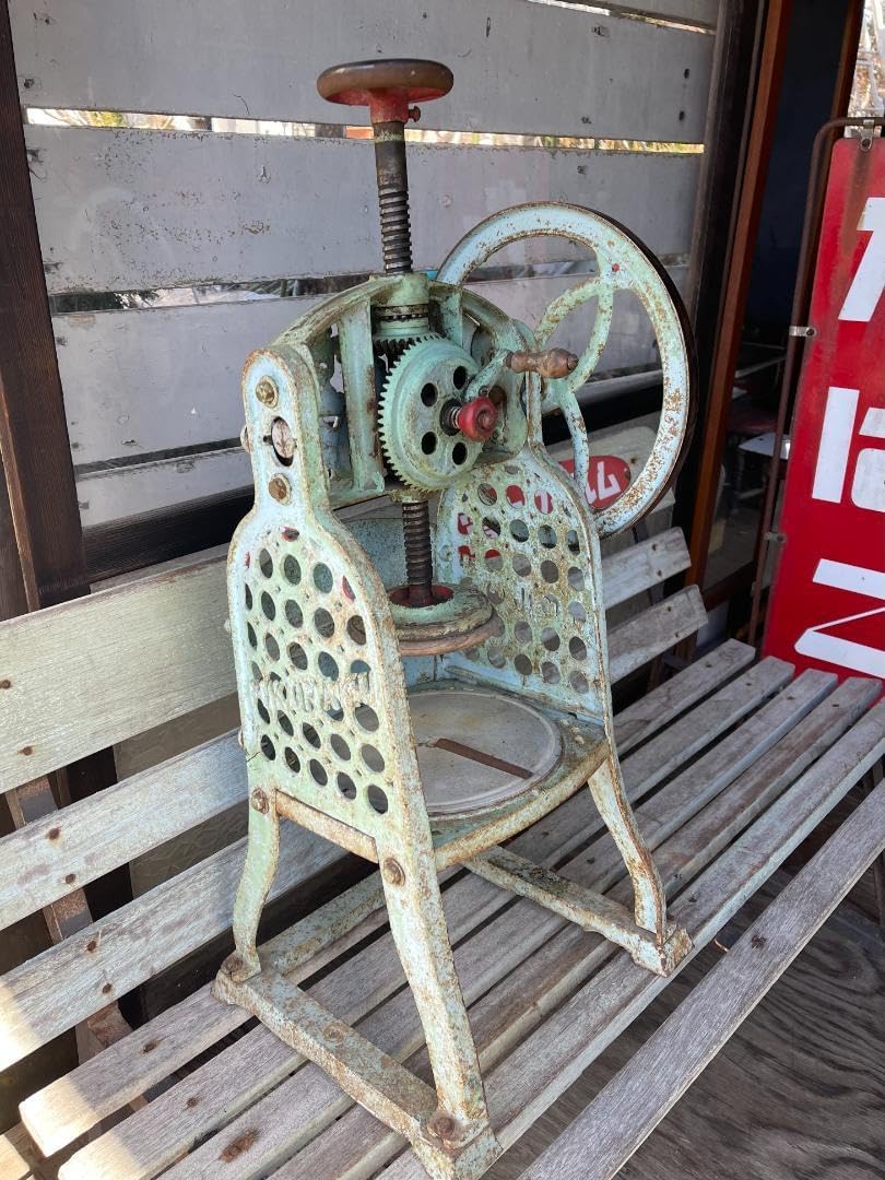 かき氷機 鉄錆物 ブロカント 多肉&セダム 古道具 タイガー、“昭和100年